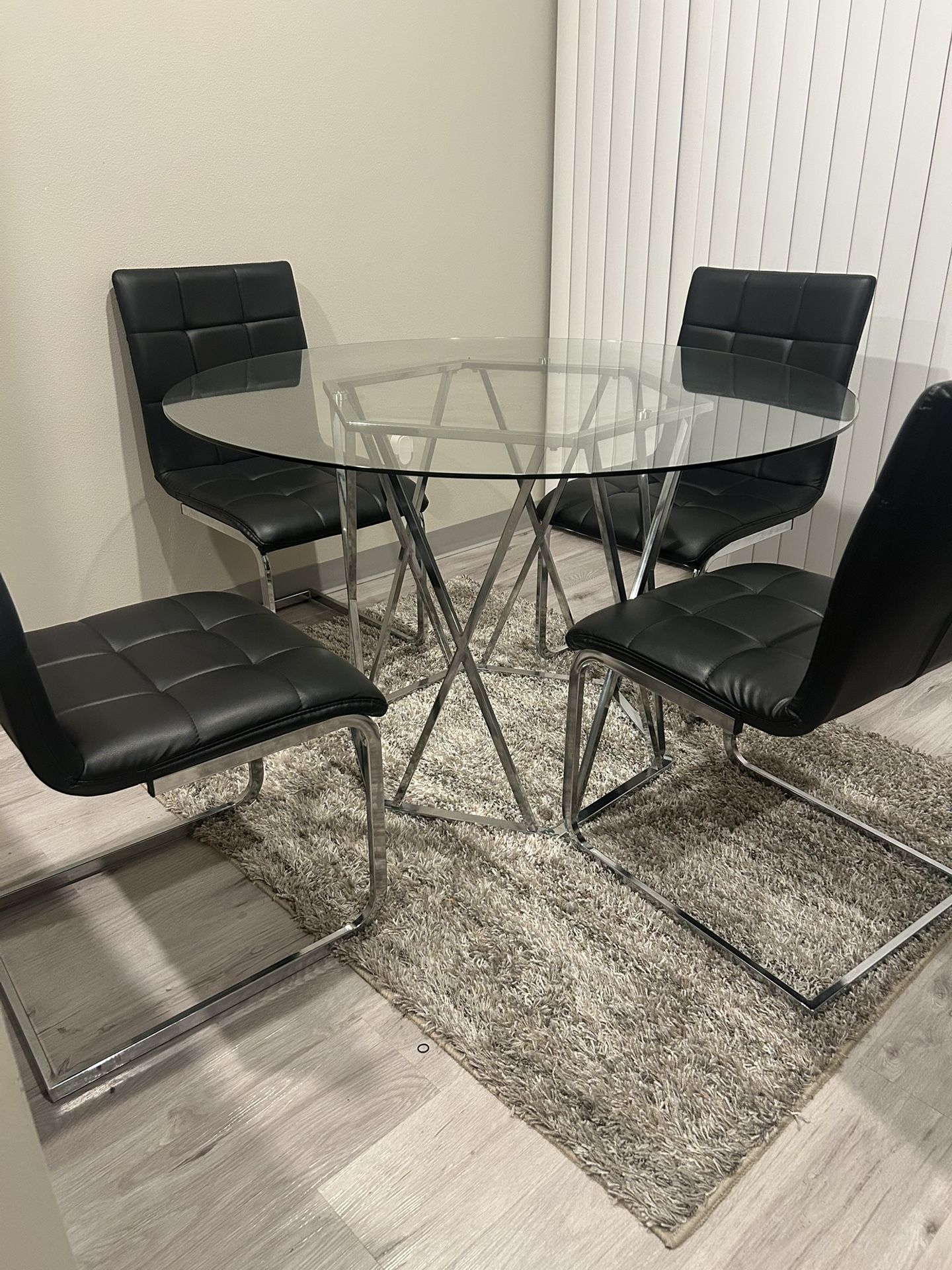 DINING ROOM TABLE + CHAIRS + RUG