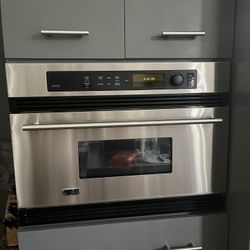 GE Monogram microwave 