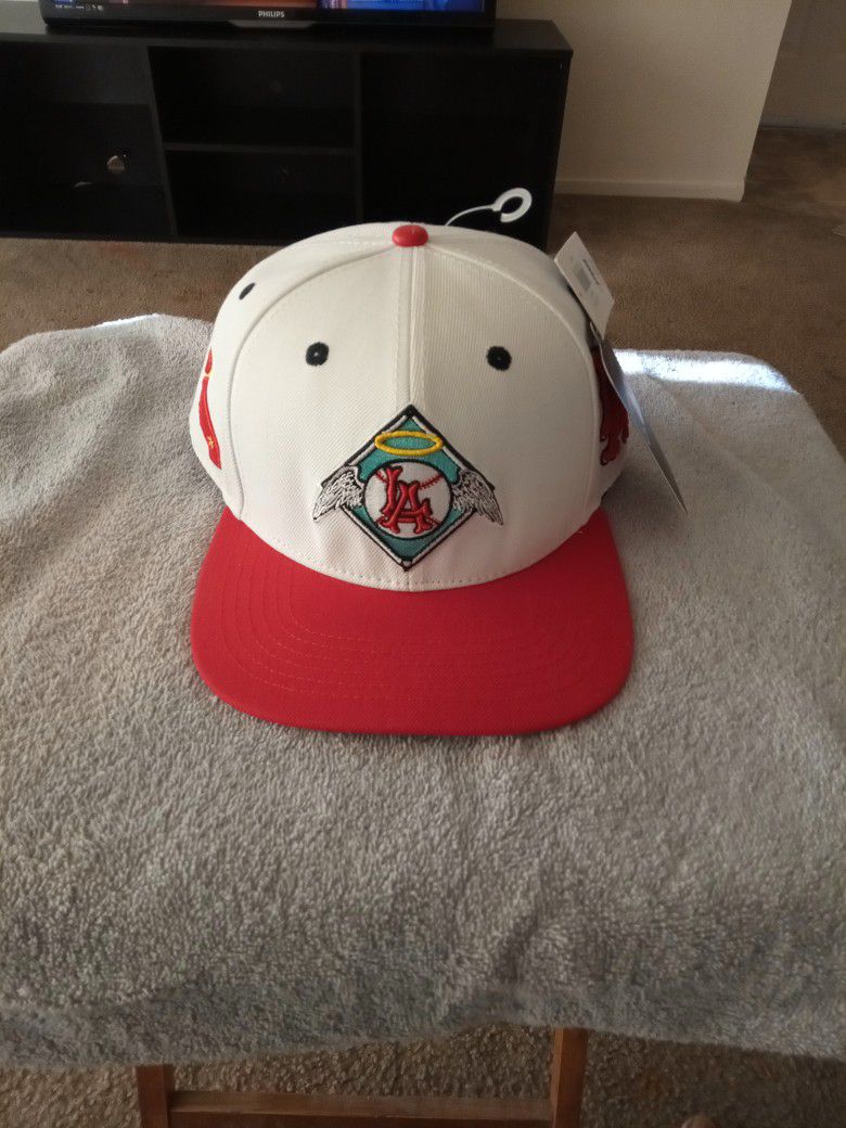 New Angels  Snap Back Cap Pickup Only!!Nice  Cap!!