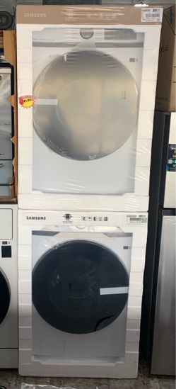 Samsung Front Load Washer and Dryer Set