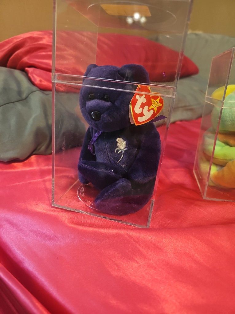Princess DIANA BEANIE baby And PEACE SOLD TOGETHER OR SEPARATE PERFECT CONDITION! MAKE MECAN OFFER