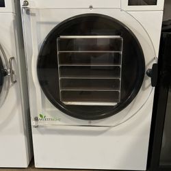 Harvest Right Large Freeze Dryers