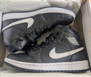 Brand New Nike Air Jordan 1 Mid Black White (Women's) Size 9 W / 7.5 M