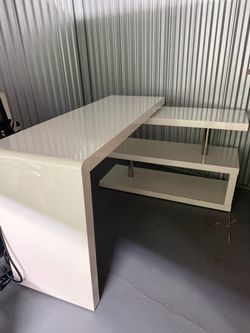 Extendable ZigZag L Desk Swivel
