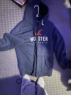 Holister Sweater 