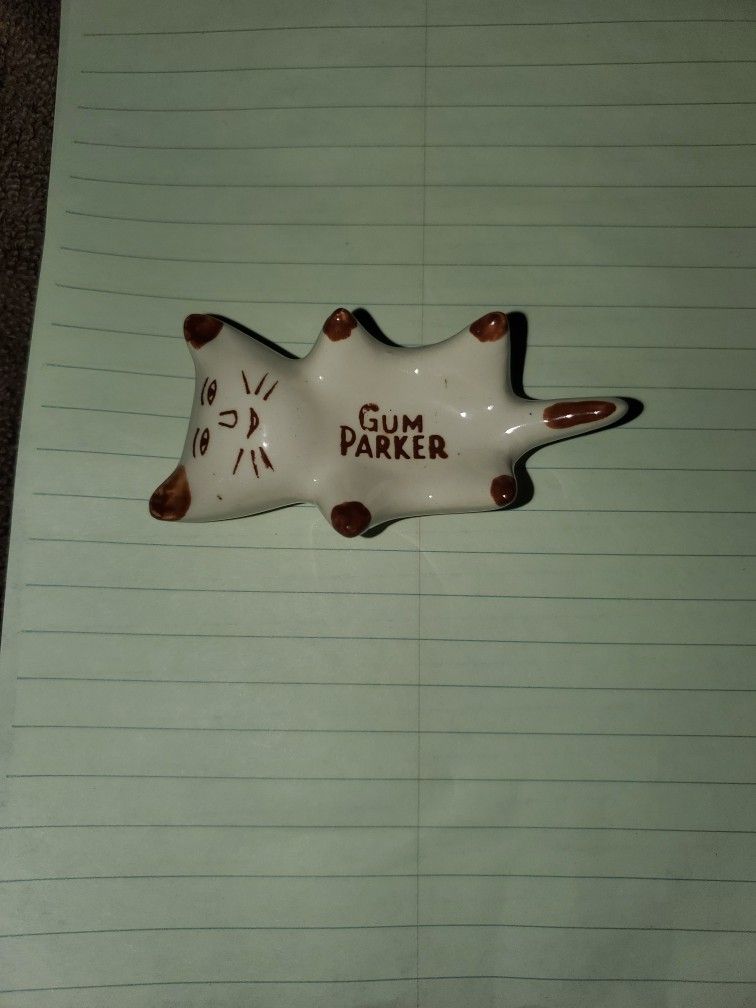 Ceramic Cat- Gum Parker