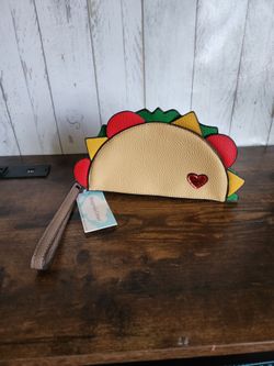 New with tags sleepyville critters taco bag