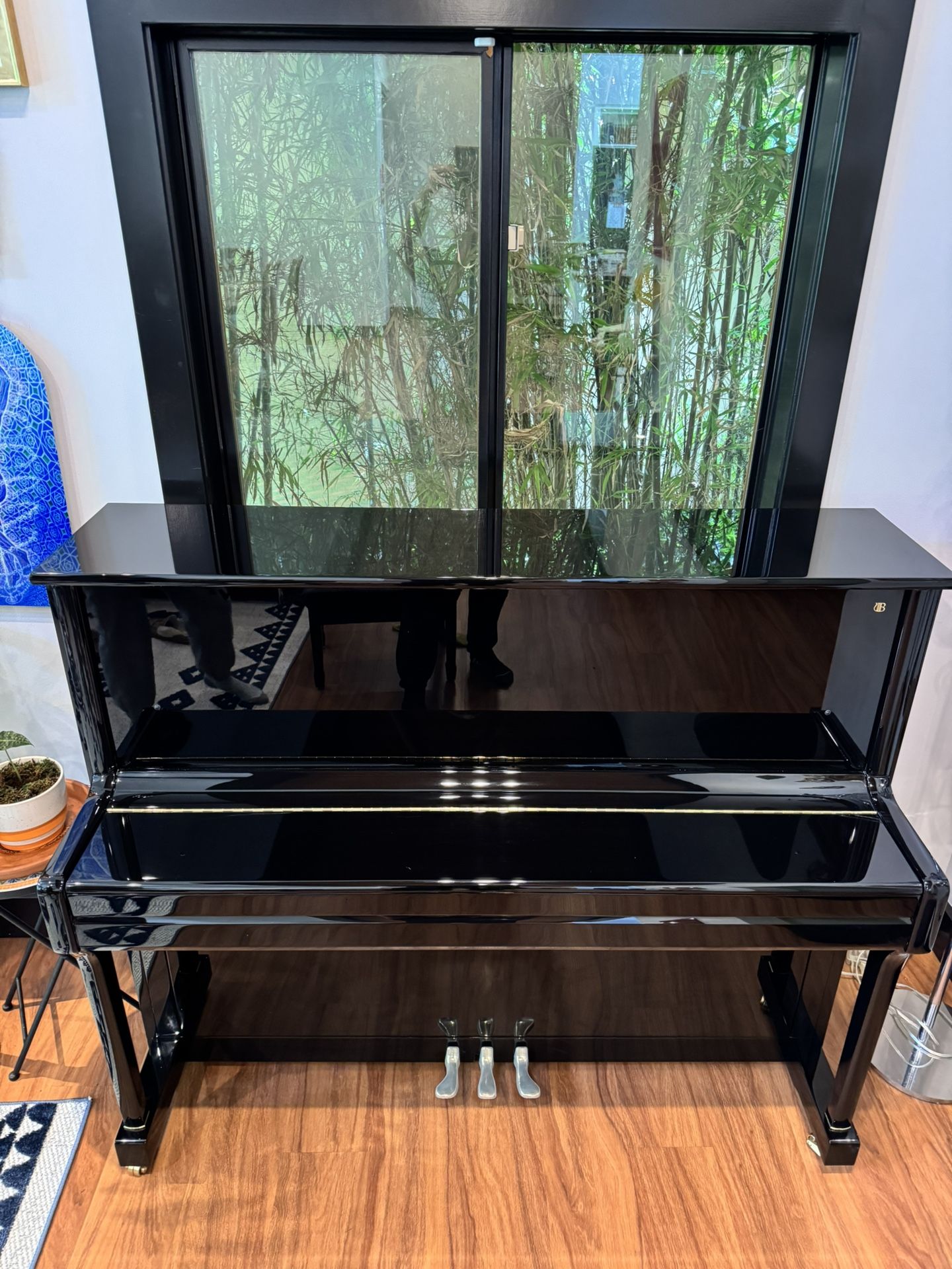 Brodmann P121 Piano