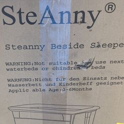 Steanny Bedside bassinet 
