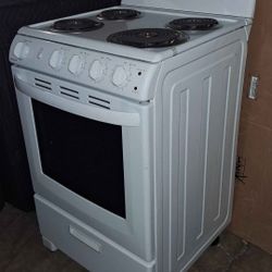 24" GE HOTPOINT ELECTRIC STOVE 