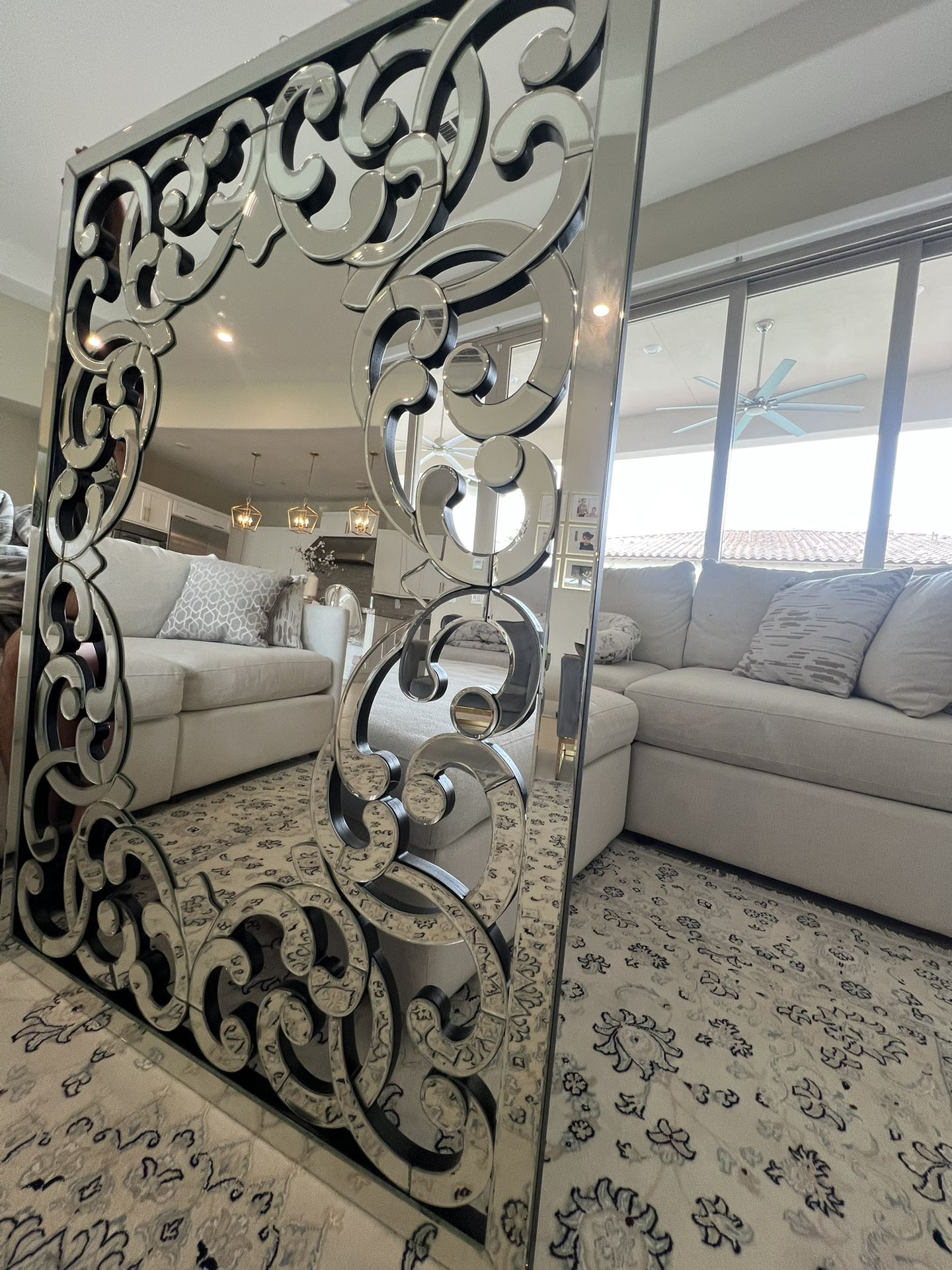 Chloe Mirror Z Gallerie for Sale in La Quinta, CA - OfferUp