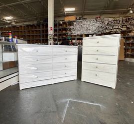Set eight and five drawers dresser