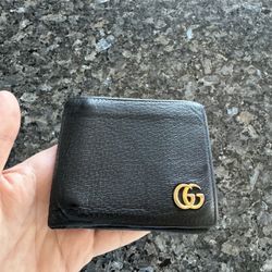 Men Authentic Gucci Wallet 