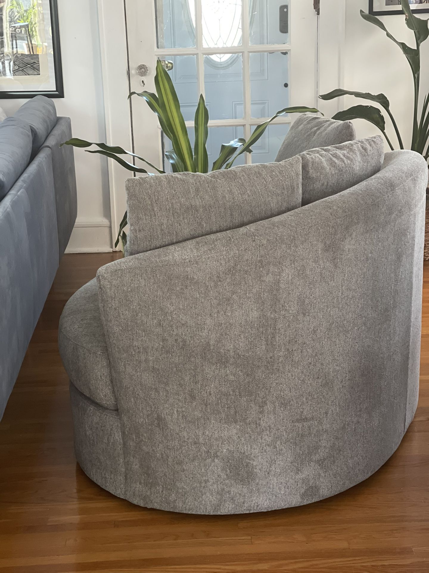 Costco Thomasville Fabric Swivel Chair