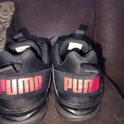 Pumas Size 8