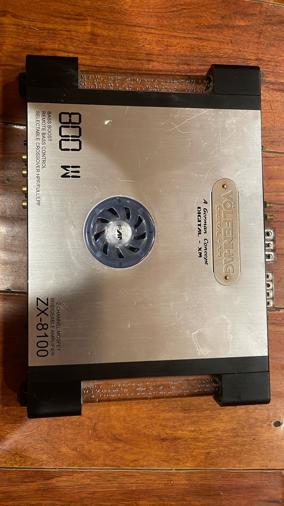 Volfenhag Digital-xm Zx-8100 800w 2 Ch Bridgable Amplifier