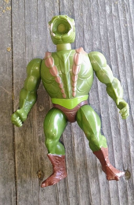 Vintage 1983 MOTU Masters Of The Universe KOBRA KHAN Squirt Gun Action Figure