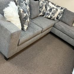 Sectional Sofa 