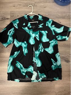 HUF button up