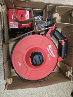Milwaukee
M18 FUEL 18V Lithium-Ion Brushless Cordless Angler 240 ft. Steel Pulling Fish Tape Kit W/ (2) 2.0Ah Batteries