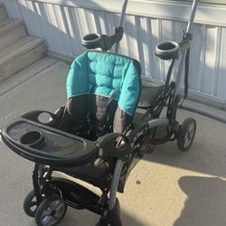 Stroller 