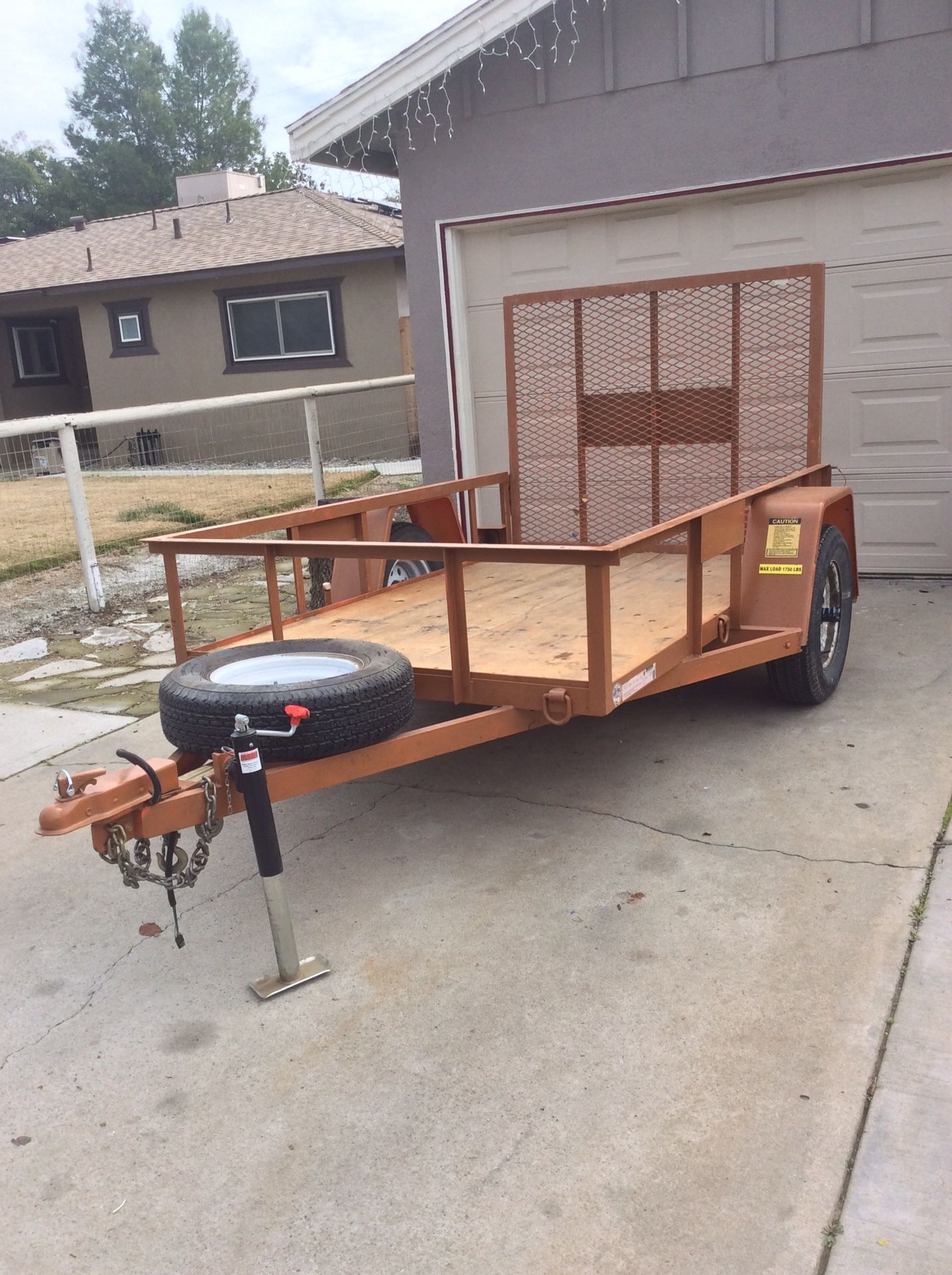 Utility trailer