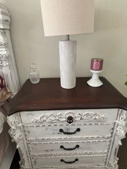 Bedroom set