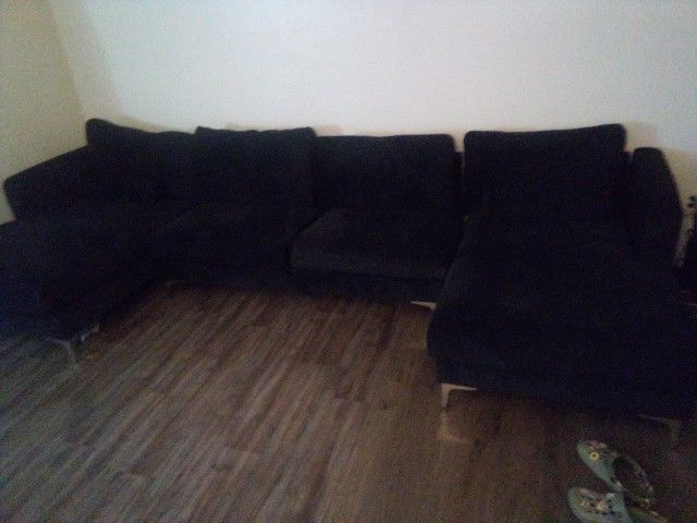 Black Sectional Sofa Couch $400 Obo