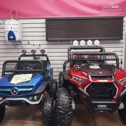 Coches eléctricos para niños con entrada auxiliar y Bluetooth Solo Por $299