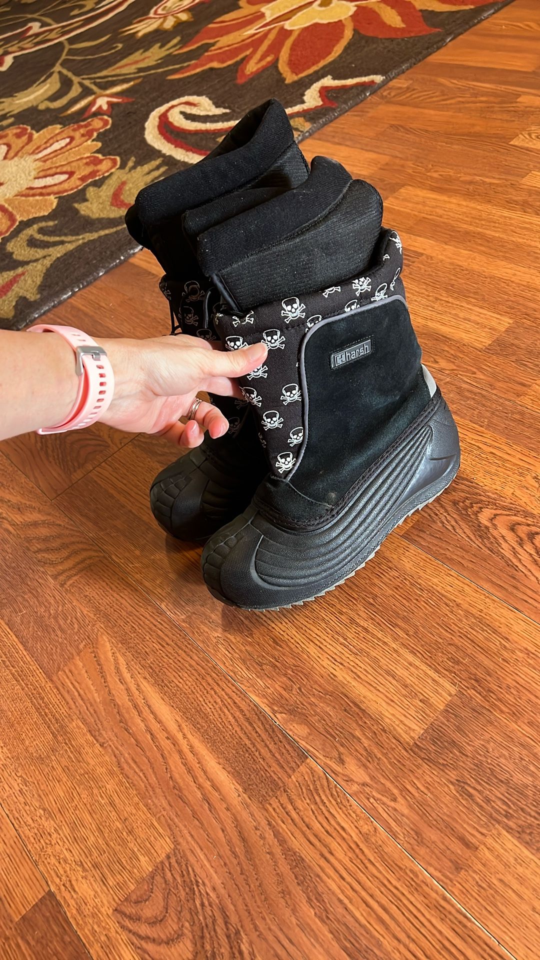 Snow boots- Youth Size 5