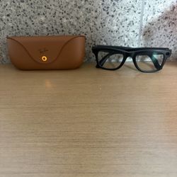 Gen 2 Meta Ray-Bans Transition Lens Clear to Grey