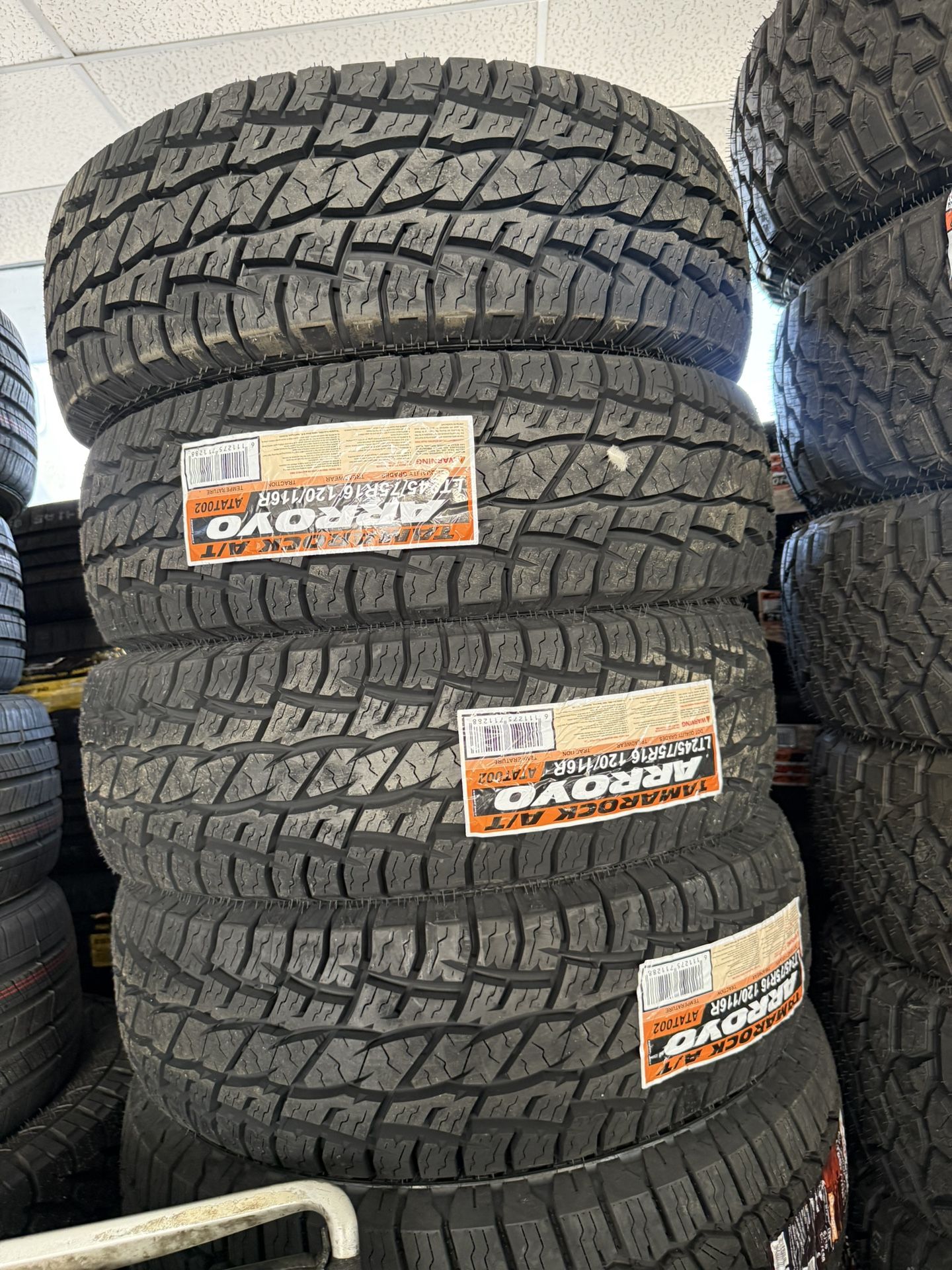 Vendo 245/75/R16 LT ARROYo Las 4 Por $485