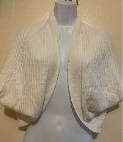 White knit bolero, size XL (14/16)