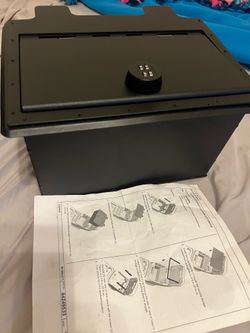 Brand new GM Center console truck safe