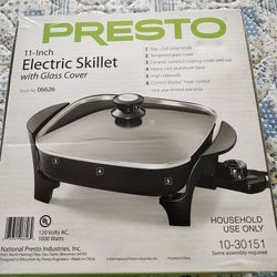 Skillet. It's 11 Inch. Never Used. PRICE FIRM