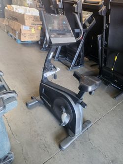 Nordictrack G LE Stationary upright exercise bike- 100$