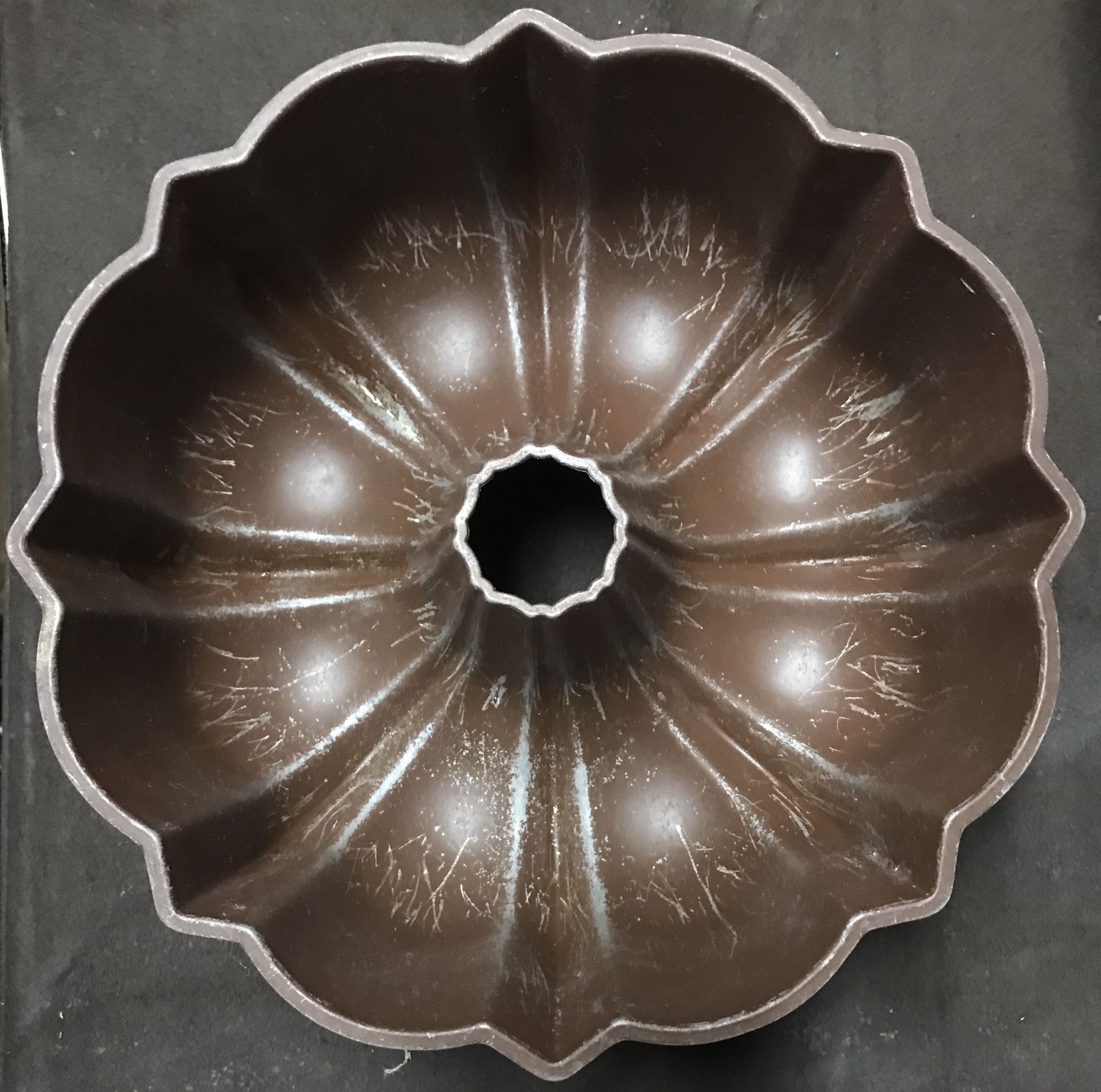 Original Bundt® Cake Pan Northland Aluminum Products Minneapolis 10.5x3.5- 35 oz