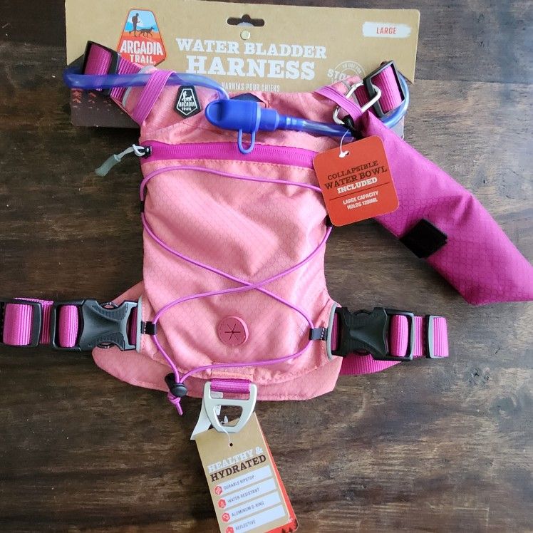 Arcadia Trail Water Bladder Harness