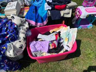 Girls clothes size 5/6