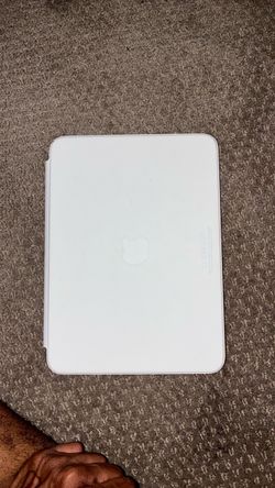 Apple iPad Smart Folio Case White