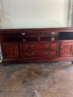 Tv stand 29.5 x60 x20