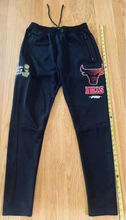 Chicago Bulls Pro Standard joggers, size adult Large. Like new.