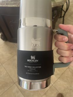 Stanley 24 OZ Food Jar Thermal/ Water Bottle
