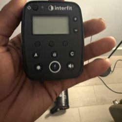 I Have Mono Light Strobes! A Pair For A Great Photographer. Brand New.  Never Used. For Sale With Remote Trigger. Did I Day It’s Cordless And Cord Too