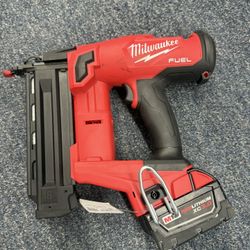 Milwaukee M18 Brad Nailer Cordless 2746-20 (WMP015606) 🔩