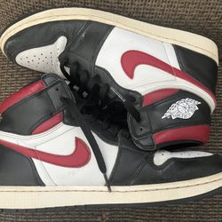 Size 10 - Jordan 1 Retro High OG Gym Red 2019 100% Authentic