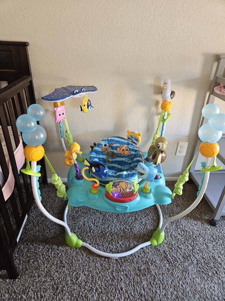 Disney's Finding Nemo Bouncer