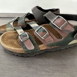 Kids BIRKENSTOCKS  Milano Camouflage Green //sz 13 1/2