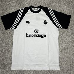 Balenciaga T-shirt 