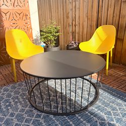 Yellow Outdoor/Indoor Lounge Chair – Siesta Exclusive Sky | EMU Cannolè Coffee Table Set